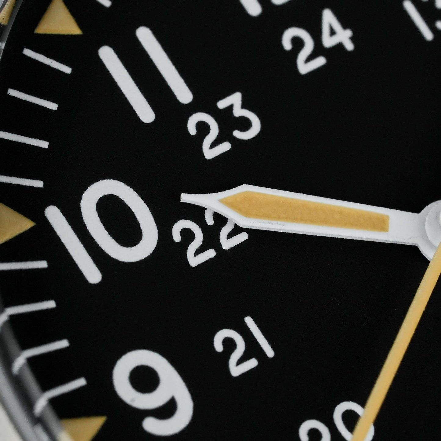 Militado 36mm Sapphire Crystal Field Watch 2035 Movt ML07B