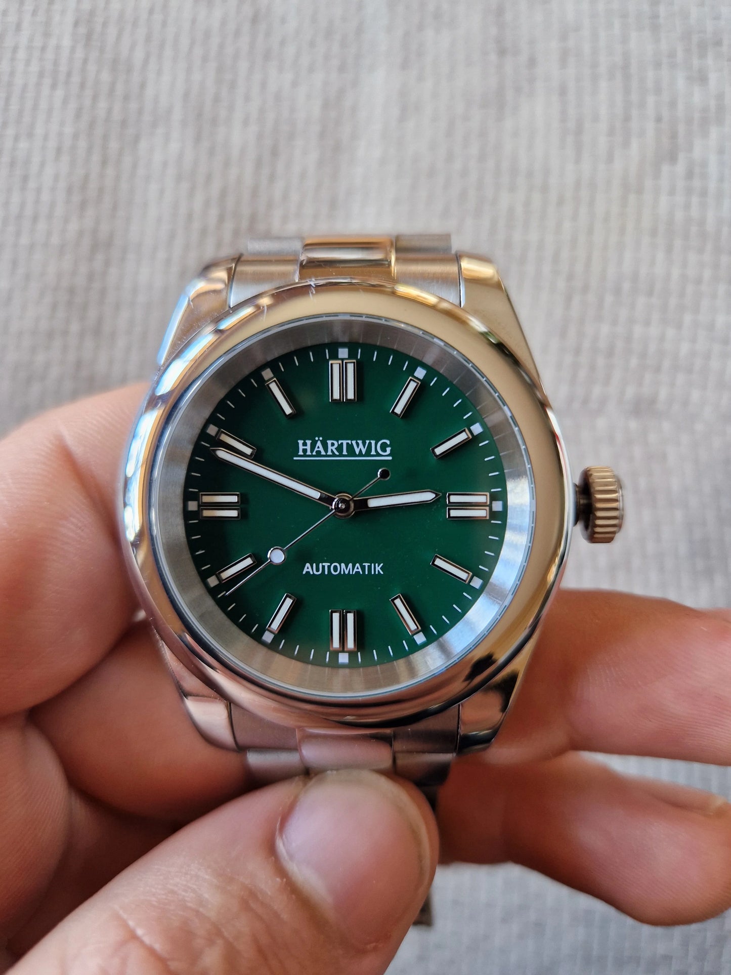 Custom Logo (1-2colors) Services