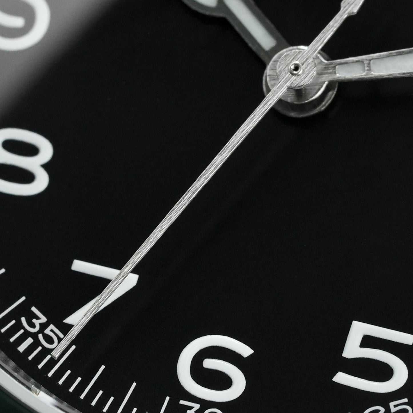 ★11.11 Sale★ Militado 38mm VH31 Retro Field Watch ML08