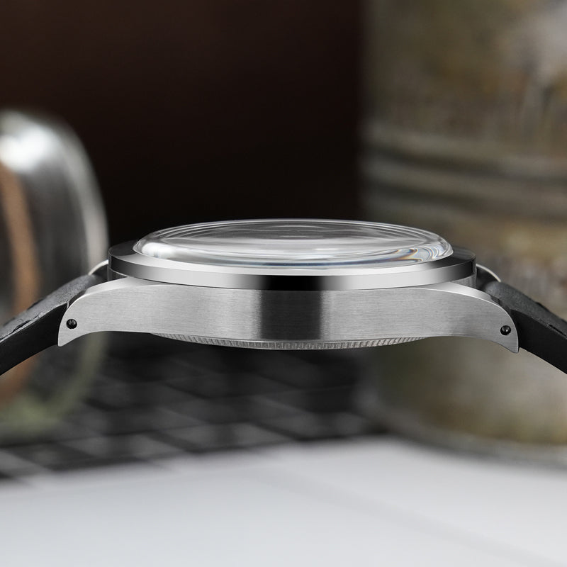 Militado 36mm Retro Dress Watch ML09