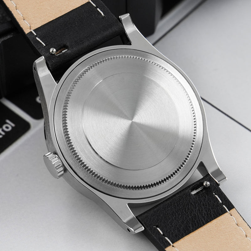 Militado 36mm Retro Dress Watch ML09