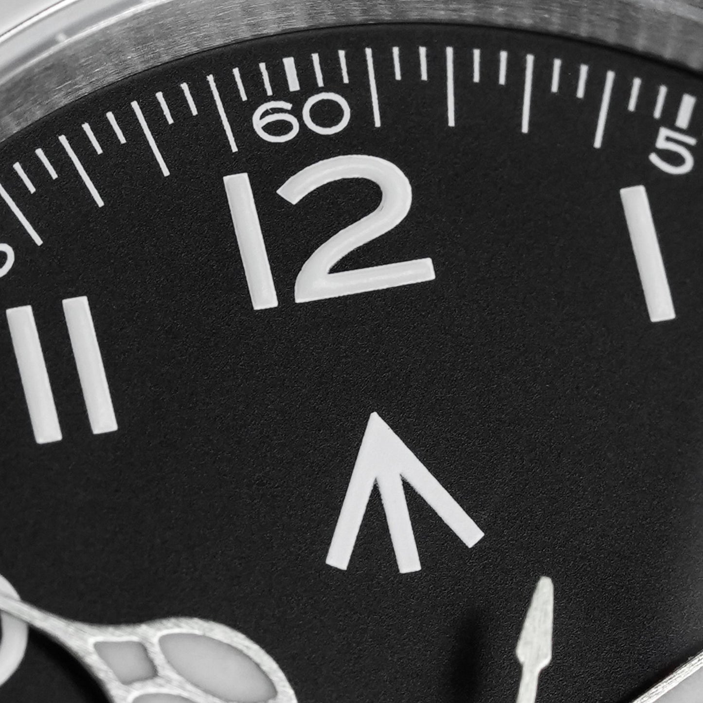 ★11.11 Sale★ Militado 38mm VH31 Retro Field Watch ML08