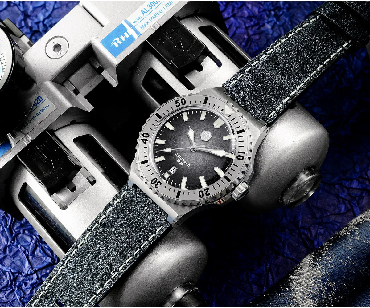 San Martin Diver SN0055G 42mm PT5000 SW200 Automatic Watch AR Sapphire 20Bar BGW-9 Lume