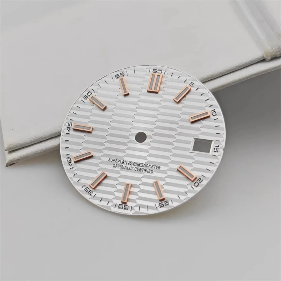 28.5mm Watch Dial Metallic Texture Surface DIY Log Dial BGW9 Blue Green Luminous Watch Faces Watch Accessories for NH35 Movement