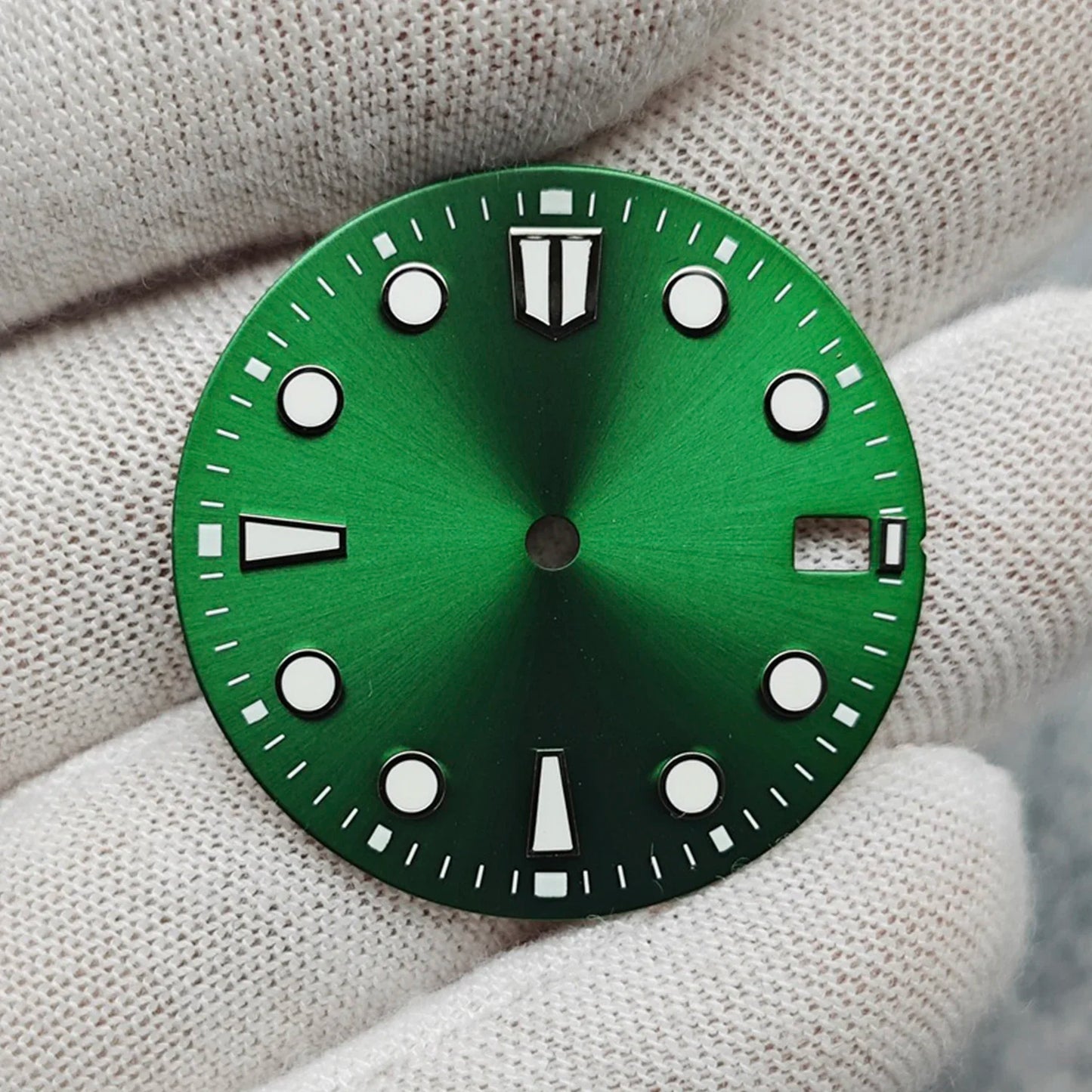 New 28.5mm Watch Dial BGW9/C3 Blue Green Luminous Watch Faces Sunray Dial Watch Accessories for NH35/NH36/4R/7S Movement