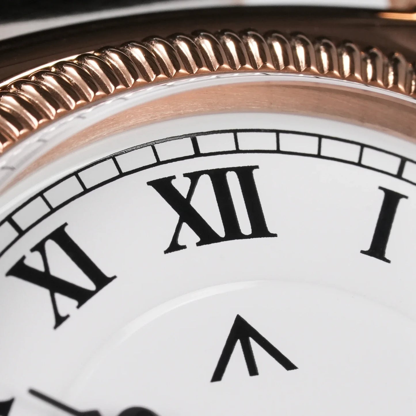 Militado ML03 Quartz Watch VD78 Square Watch Domed AR Sapphire 100M Waterproof 36mm