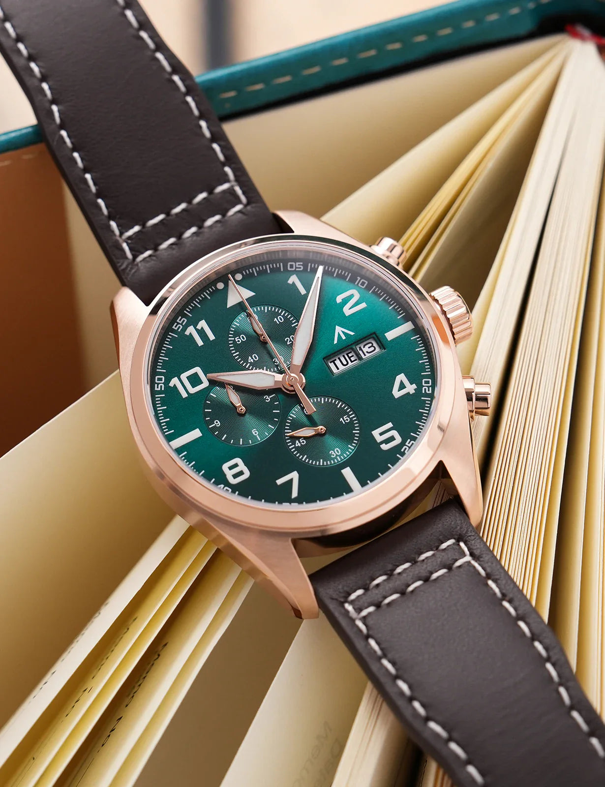 Militado ML04 Chronograph Quartz Military Watch OS00 Movement BGW9 Luminous 100m Waterproof  Domed Sapphire 39mm