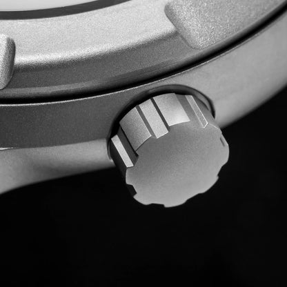 Thorn 42mm Men's Retro Titanium Diver Watch PT5000 Automatic Movement Rubber Strap C3 Luminous 20Bar Water Resistance