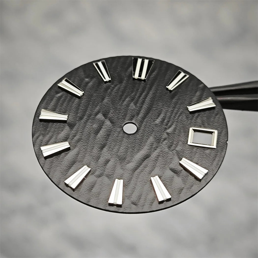 28.5mm NH35 Watch Dial Vertical Wave Stripe Pattern Watch Faces BGW9/C3 Luminous Surface Accessories for NH35/NH36/4R/6R Movement