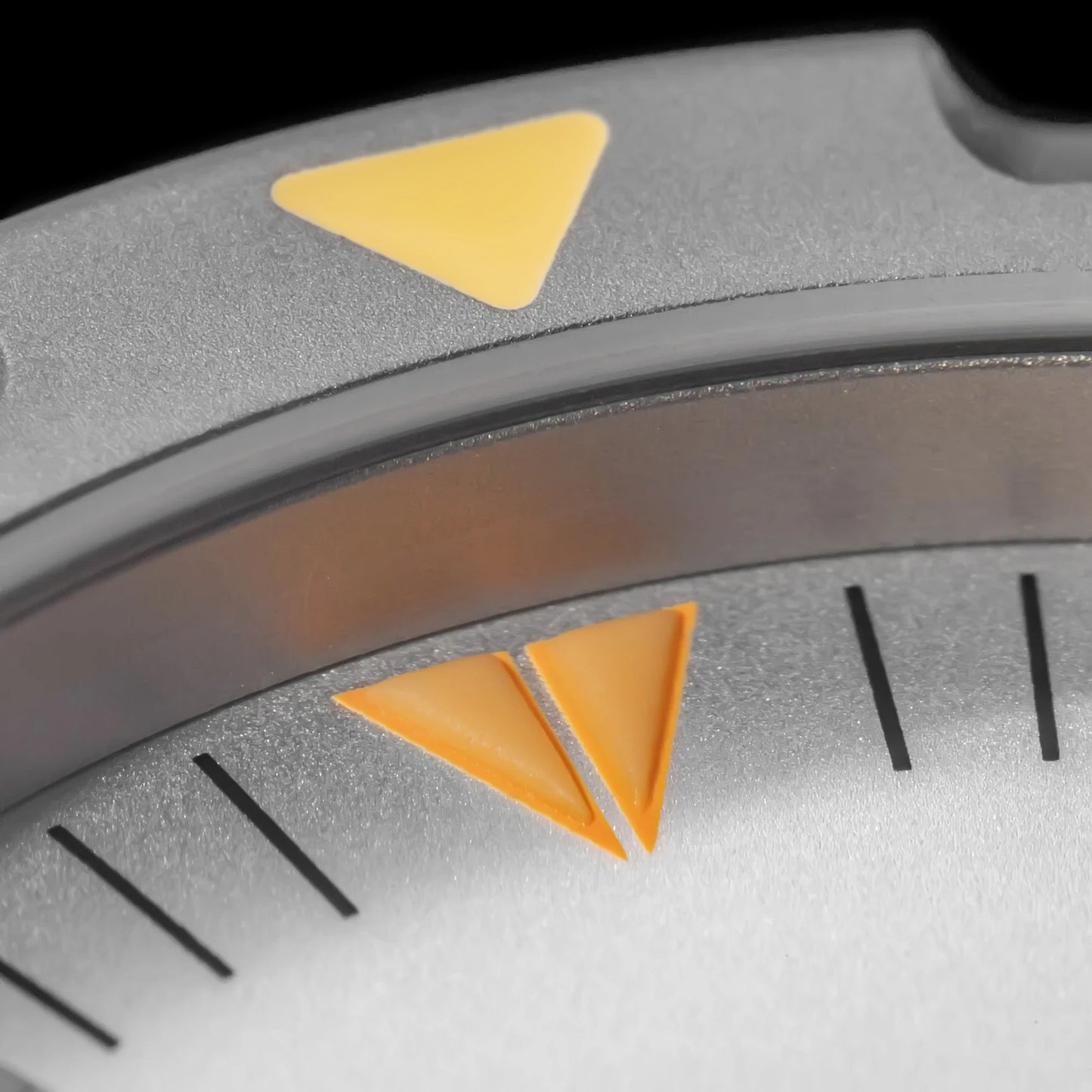 Thorn 42mm Men's Retro Titanium Diver Watch PT5000 Automatic Movement Rubber Strap C3 Luminous 20Bar Water Resistance