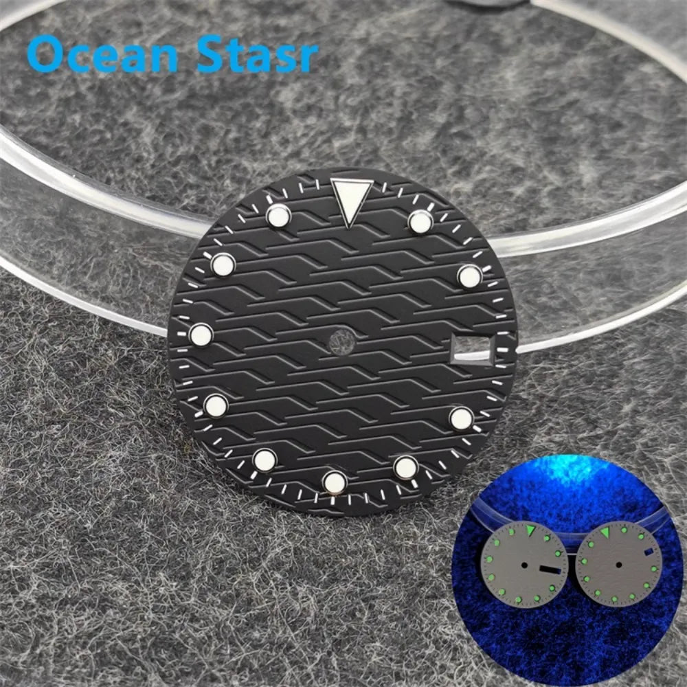 28.5mm Watch Dial Ocean Star Surface Single / Double Calendar Watch Faces Green Luminous Watch Accessory for NH35/NH36 Movement