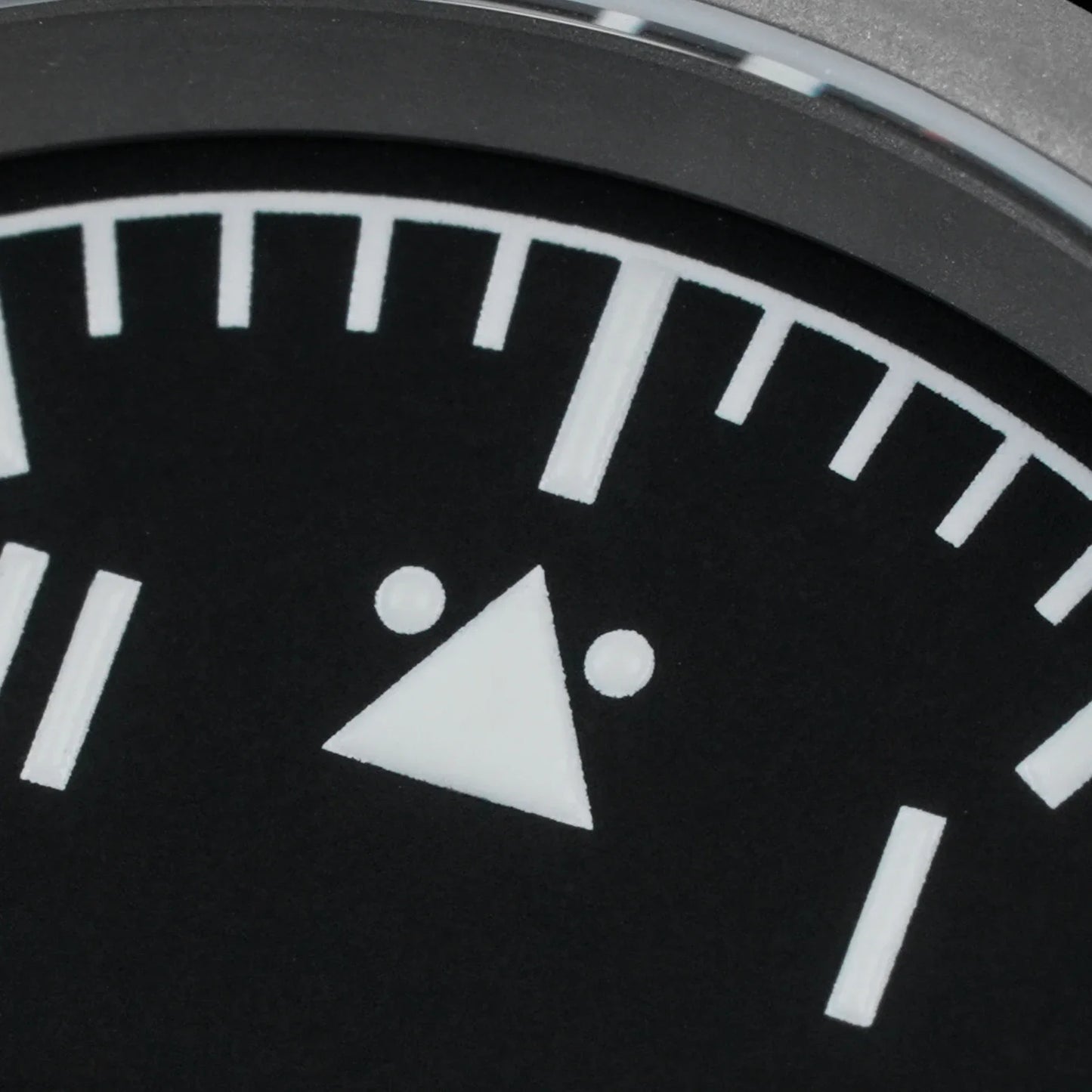 Militado ML10 Quartz pilot Watch VH31 Sweeping Second Sapphire BGW9 Luminous 10Bar 37mm