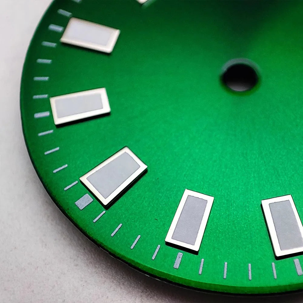 28.5mm Green Watch Dial  Sterile Surface Sun Pattern Watch Faces with Single Calendar Date Repair Accessories for NH35 Movement