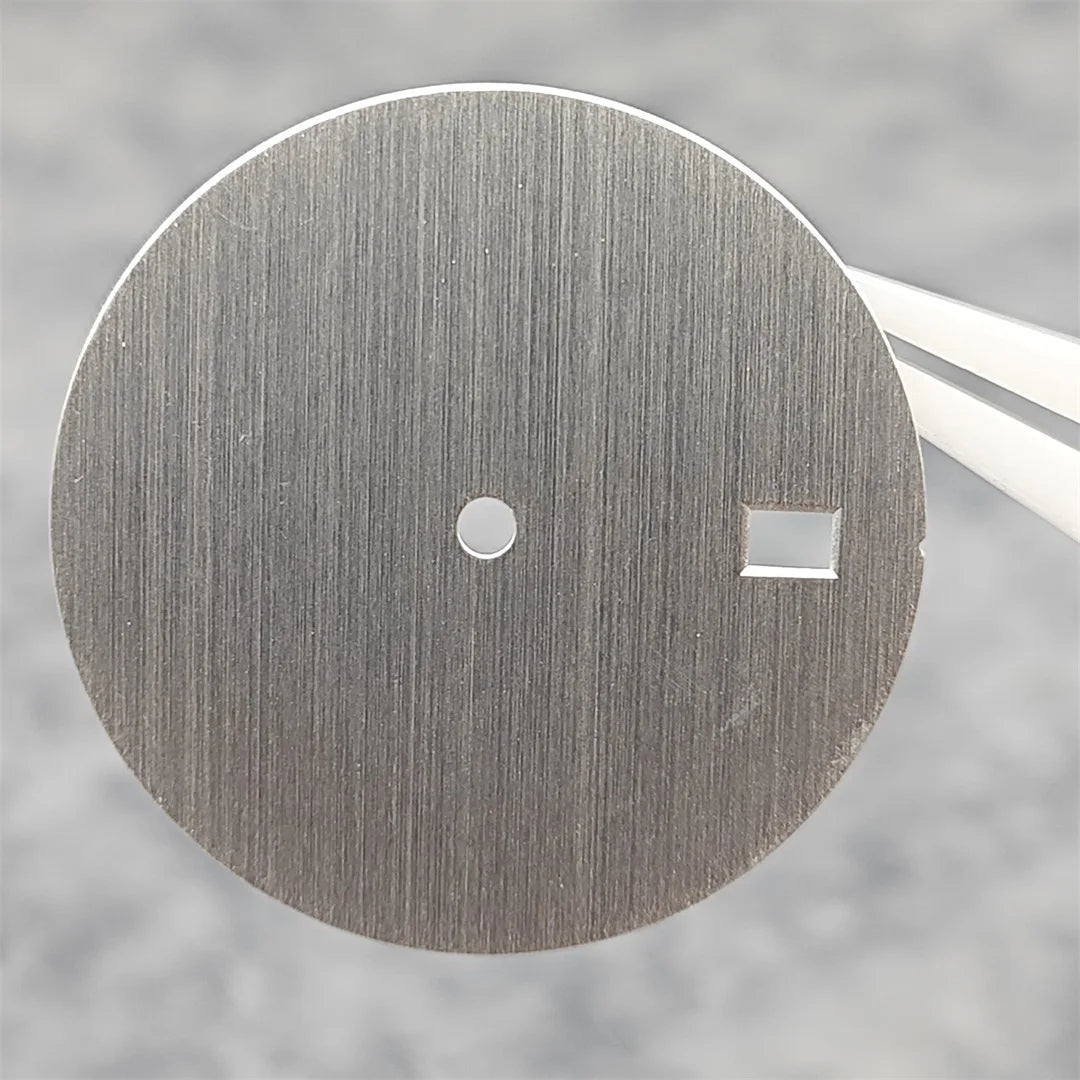 30.5mm Watch Dial DIY Vertical Texture Surface with Date Faces for PP Case Watch Accessories for NH35A / 4R35 Movement