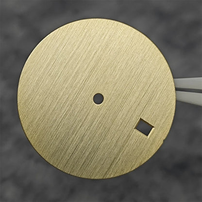 30.5mm Watch Dial DIY Vertical Texture Surface with Date Faces for PP Case Watch Accessories for NH35A / 4R35 Movement