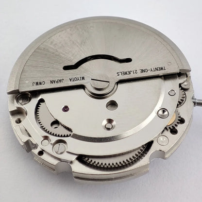 Imported Miyota 8215 Watch Movement High Accuracy Automatic Mechanical Movement 21 Jewels 6 o'clock Date Watch Accessories