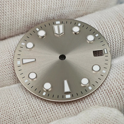 New 28.5mm Watch Dial BGW9/C3 Blue Green Luminous Watch Faces Sunray Dial Watch Accessories for NH35/NH36/4R/7S Movement