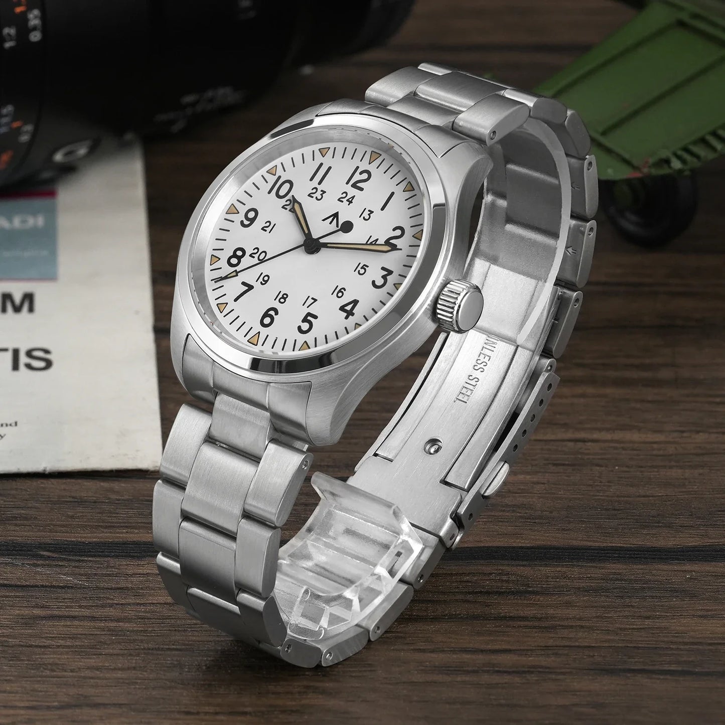 Militado ML08 Military Watch VH31 Quartz Movement Double Sapphire C3 BGW9 Luminous 10Bar Explorer