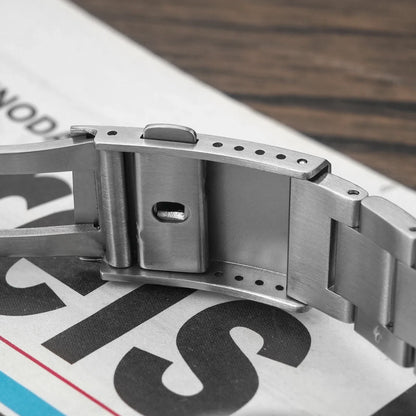 Militado ML08 Military Watch VH31 Quartz Movement Double Sapphire C3 BGW9 Luminous 10Bar Explorer