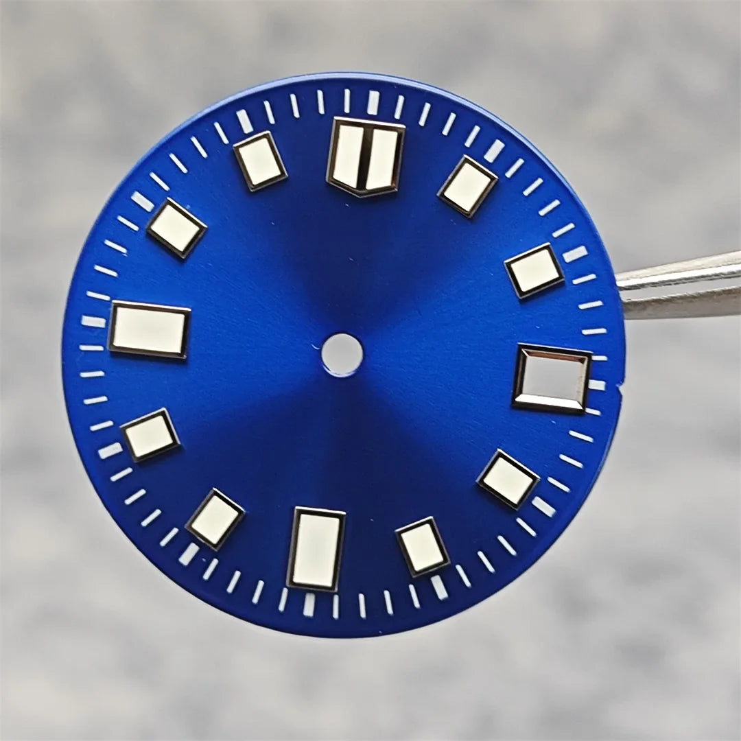 Modification 28.5mm Watch Dial Green Luminous Trend Watch Faces with Single Date Watch Accessory Suitable for NH35 Movement