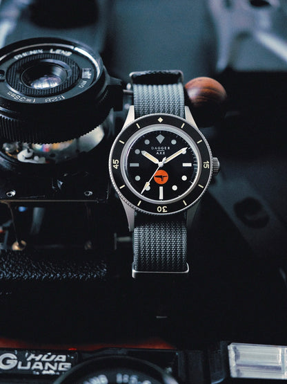 DAGGER-AXE 50 Fathoms Watch NH35 Movt  K9 Mineral Crystal TR900 C3 Luminous 20bar diver 40MM