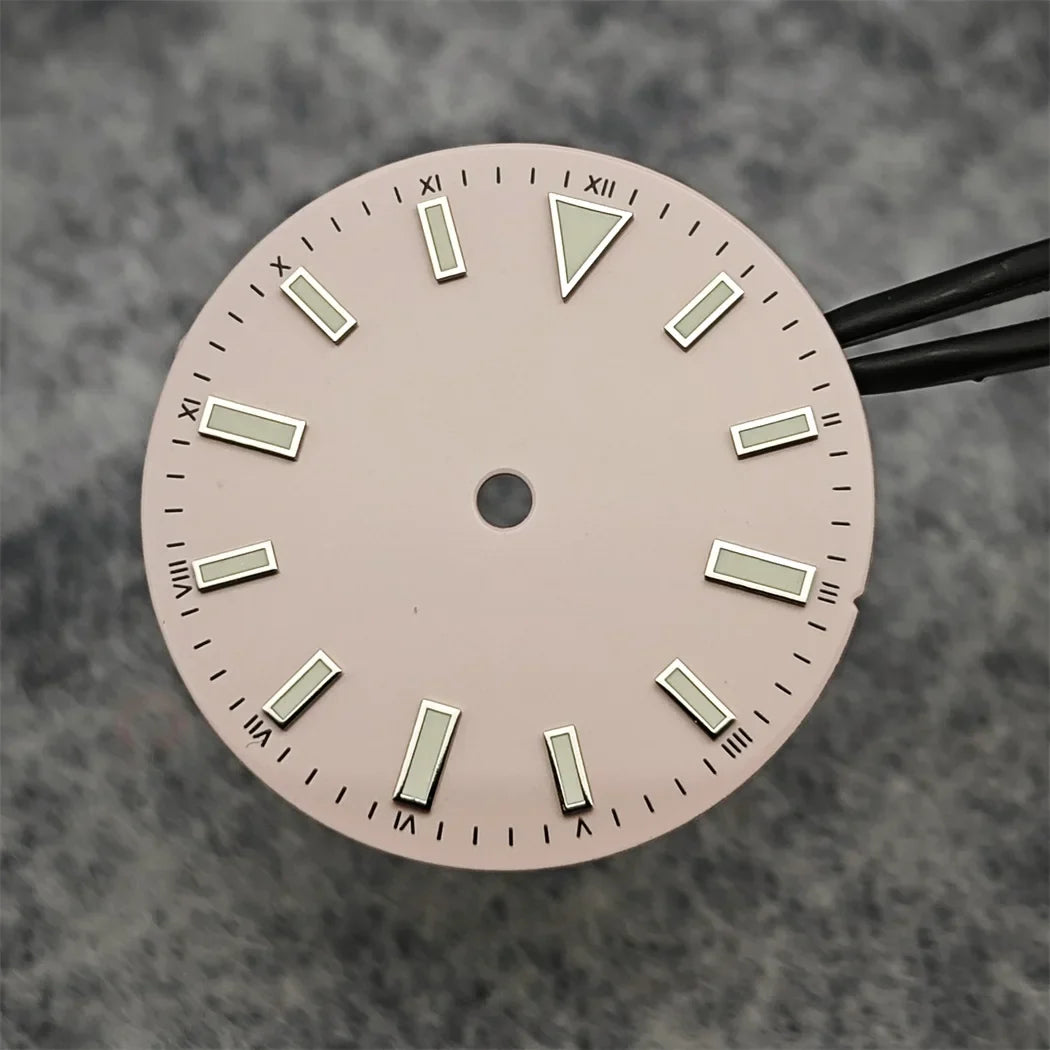 Enameled 28.5mm Watch Dial with Green Luminous Coloured Watch Faces for NH35/ ETA2836/ Japan 8215/ Mingzhu 2813 Movements
