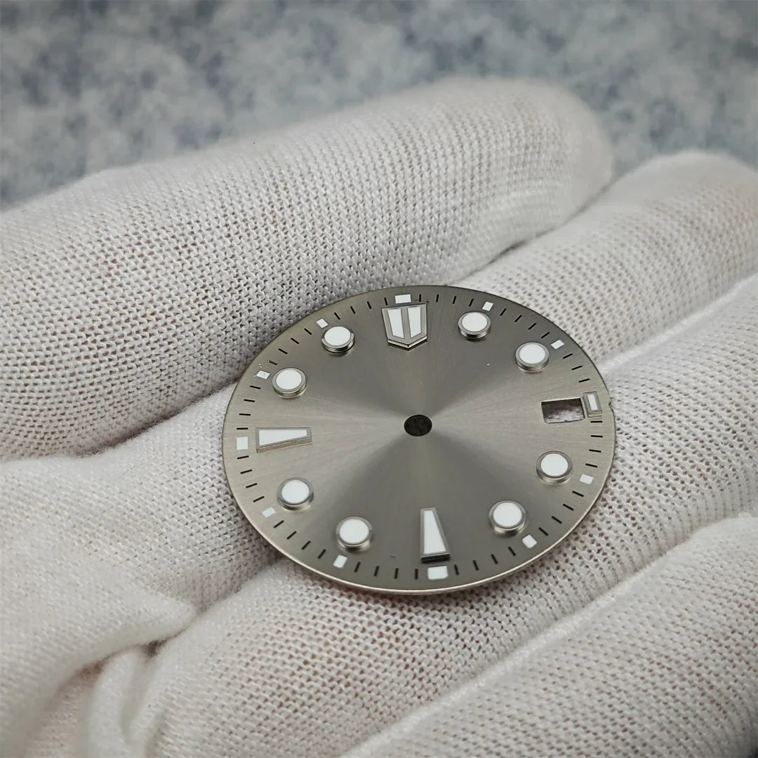 New 28.5mm Watch Dial BGW9/C3 Blue Green Luminous Watch Faces Sunray Dial Watch Accessories for NH35/NH36/4R/7S Movement