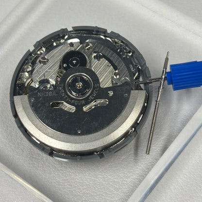 New Japanese original NH38 movement NH38 mechanical movement High Accuracy 24 Jewels Mod Watch Replacement NH35A Date at 3:00
