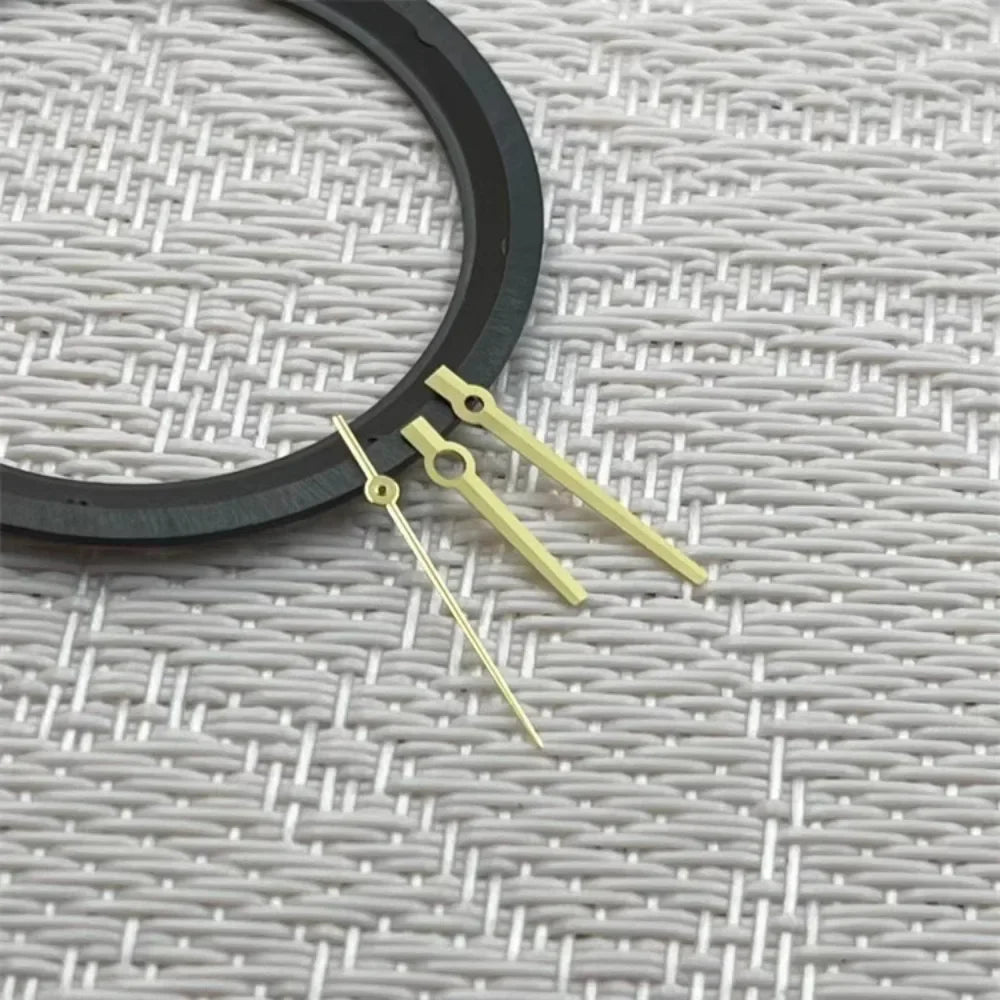 NH35 Watch Dial Watch Hands 28.5mm Diamond Inlaid Shell of Pearl Pattern Surface Watch Accessories for NH35/NH36 Movement