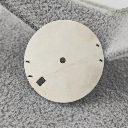 NH35 Watch Dial 28.5mm Diamond Pattern Retro Dial Green Luminous Watch Faces with Single Date Watch Accessory for NH35 Movement