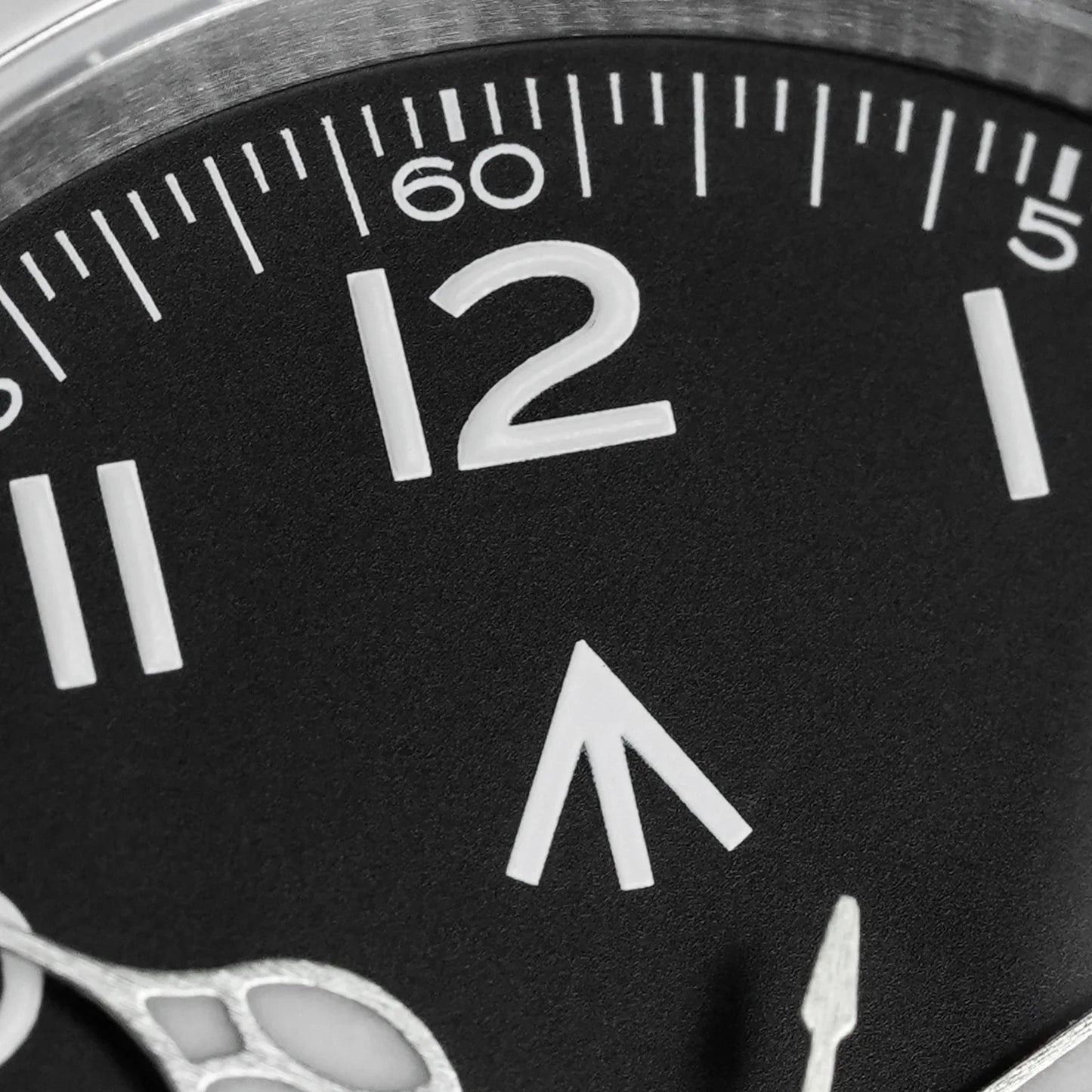 Militado ML08 Military Watch VH31 Quartz Movement Double Sapphire C3 BGW9 Luminous 10Bar Explorer