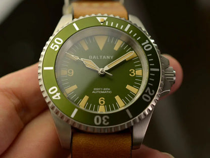 Baltany 42mm Diving Watch Man S3026 NH38 Automatic Watch SapphireCrystal Waterproof StainlessSteel Retro Mechanical Wristwatches