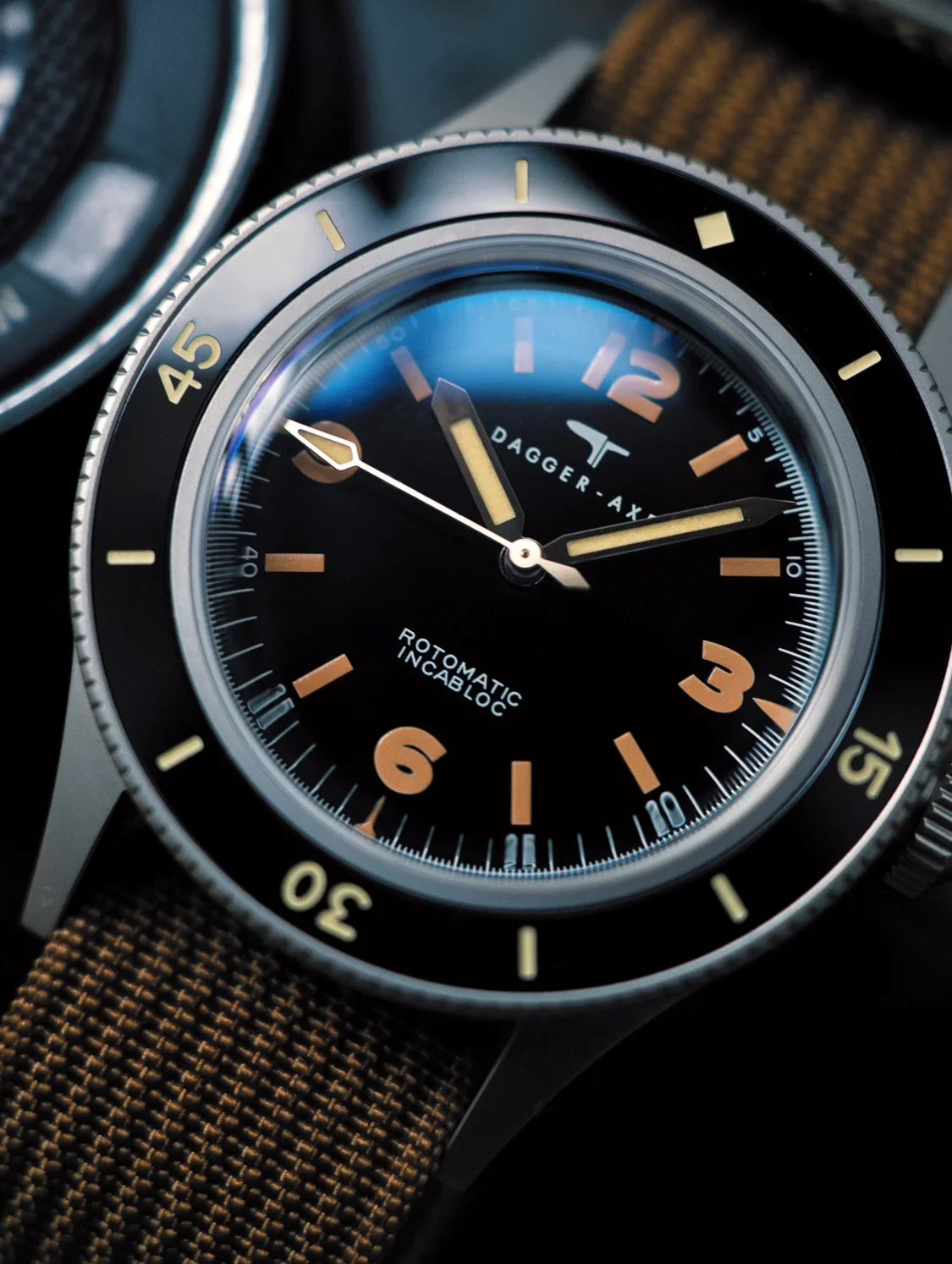 DAGGER-AXE 50 Fathoms Watch NH35 Movt  K9 Mineral Crystal TR900 C3 Luminous 20bar diver 40MM