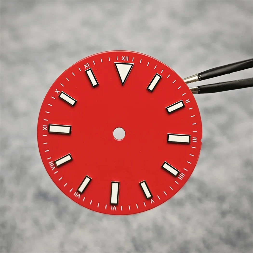 Enameled 28.5mm Watch Dial with Green Luminous Coloured Watch Faces for NH35/ ETA2836/ Japan 8215/ Mingzhu 2813 Movements