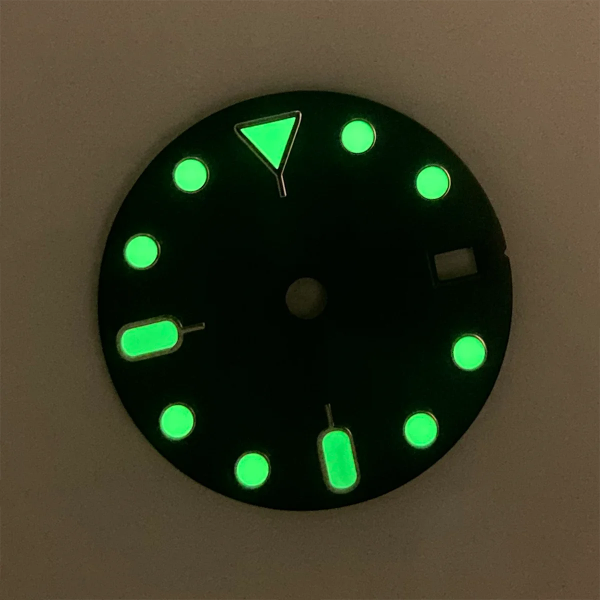 28.5mm NH35 Dial Green Luminous Dial GMT Dial Support Customized Logo Suitable for NH34/NH35/NH36 Movement