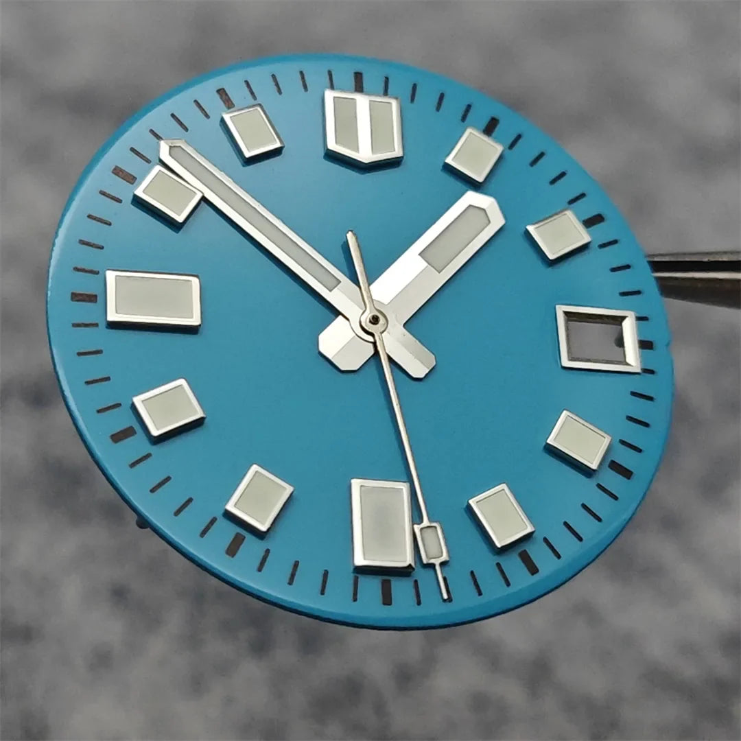 Modification 28.5mm Watch Dial Green Luminous Trend Watch Faces with Single Date Watch Accessory Suitable for NH35 Movement