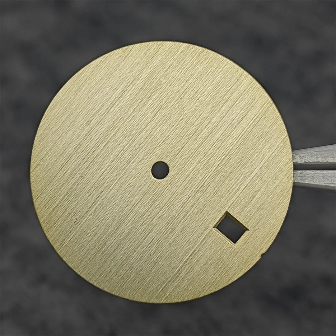 30.5mm Watch Dial DIY Vertical Texture Surface with Date Faces for PP Case Watch Accessories for NH35A / 4R35 Movement