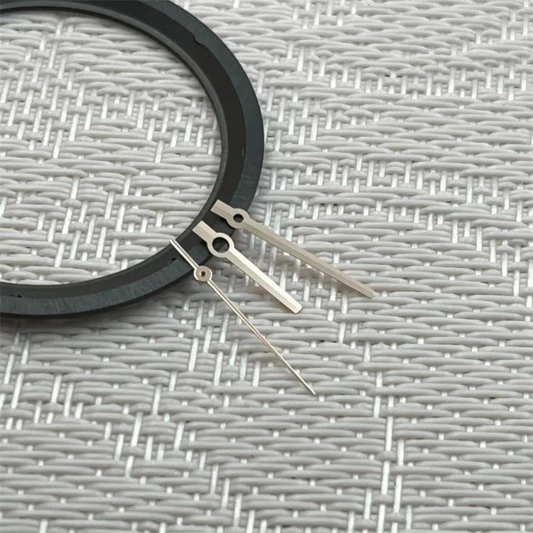 NH35 Watch Dial Watch Hands 28.5mm Diamond Inlaid Shell of Pearl Pattern Surface Watch Accessories for NH35/NH36 Movement