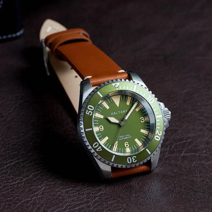 Baltany 42mm Diving Watch Man S3026 NH38 Automatic Watch SapphireCrystal Waterproof StainlessSteel Retro Mechanical Wristwatches