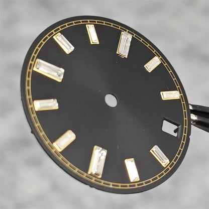 28.5mm Watch Dial Stone Diamond Nail Sunburst Watch Faces No Luminous Accessory Suitable for NH35 / NH36 Movement