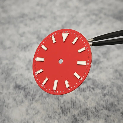 Enameled 28.5mm Watch Dial with Green Luminous Coloured Watch Faces for NH35/ ETA2836/ Japan 8215/ Mingzhu 2813 Movements