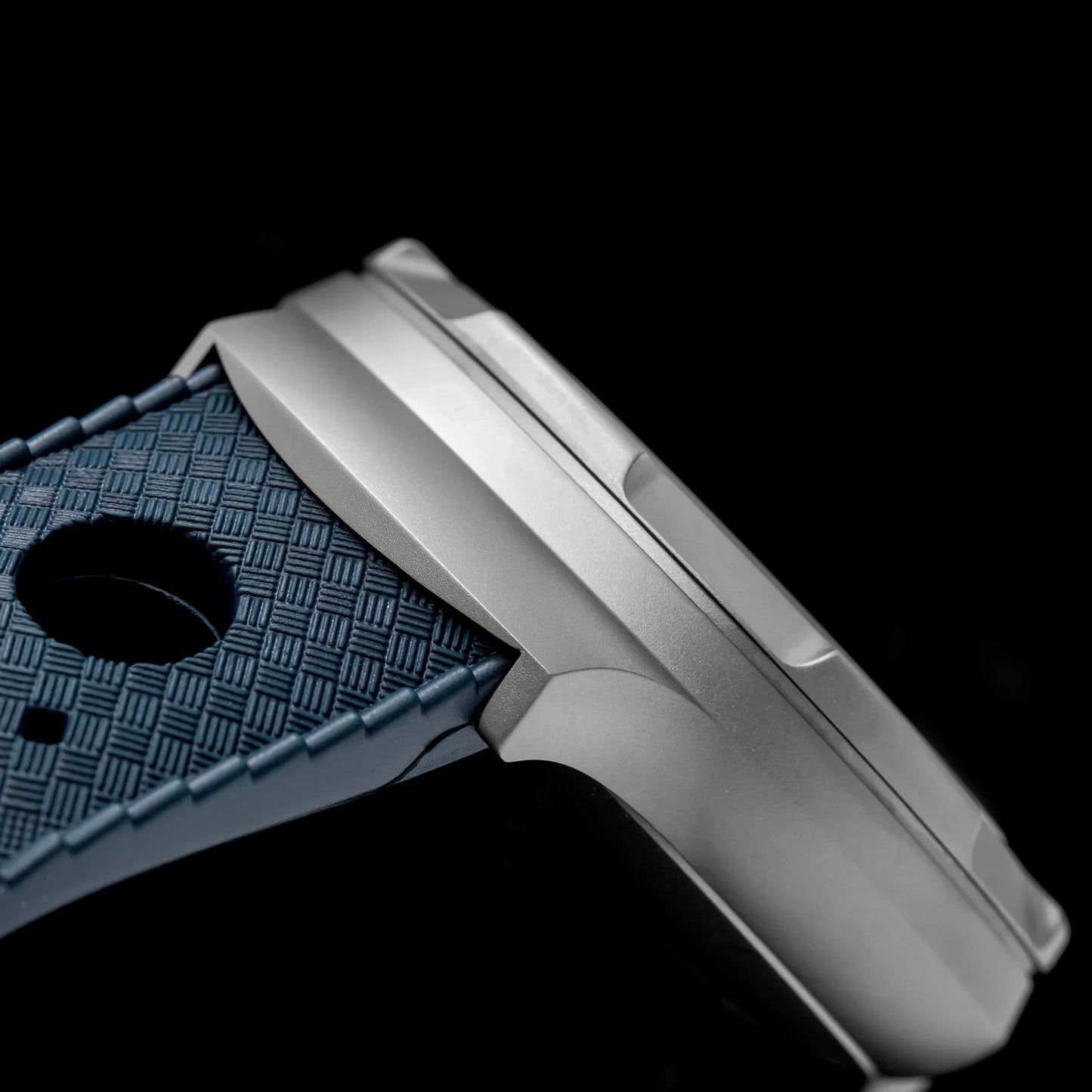 Thorn 42mm Men's Retro Titanium Diver Watch PT5000 Automatic Movement Rubber Strap C3 Luminous 20Bar Water Resistance