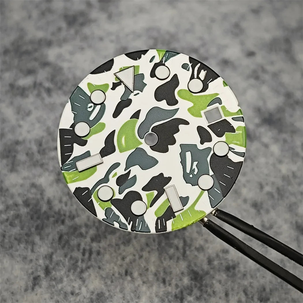 28.5mm Watch Dial Blue Luminous Watch Faces Camouflage Dial with Calendar Window Watch Accessories for 2813/8512/8200 Movement