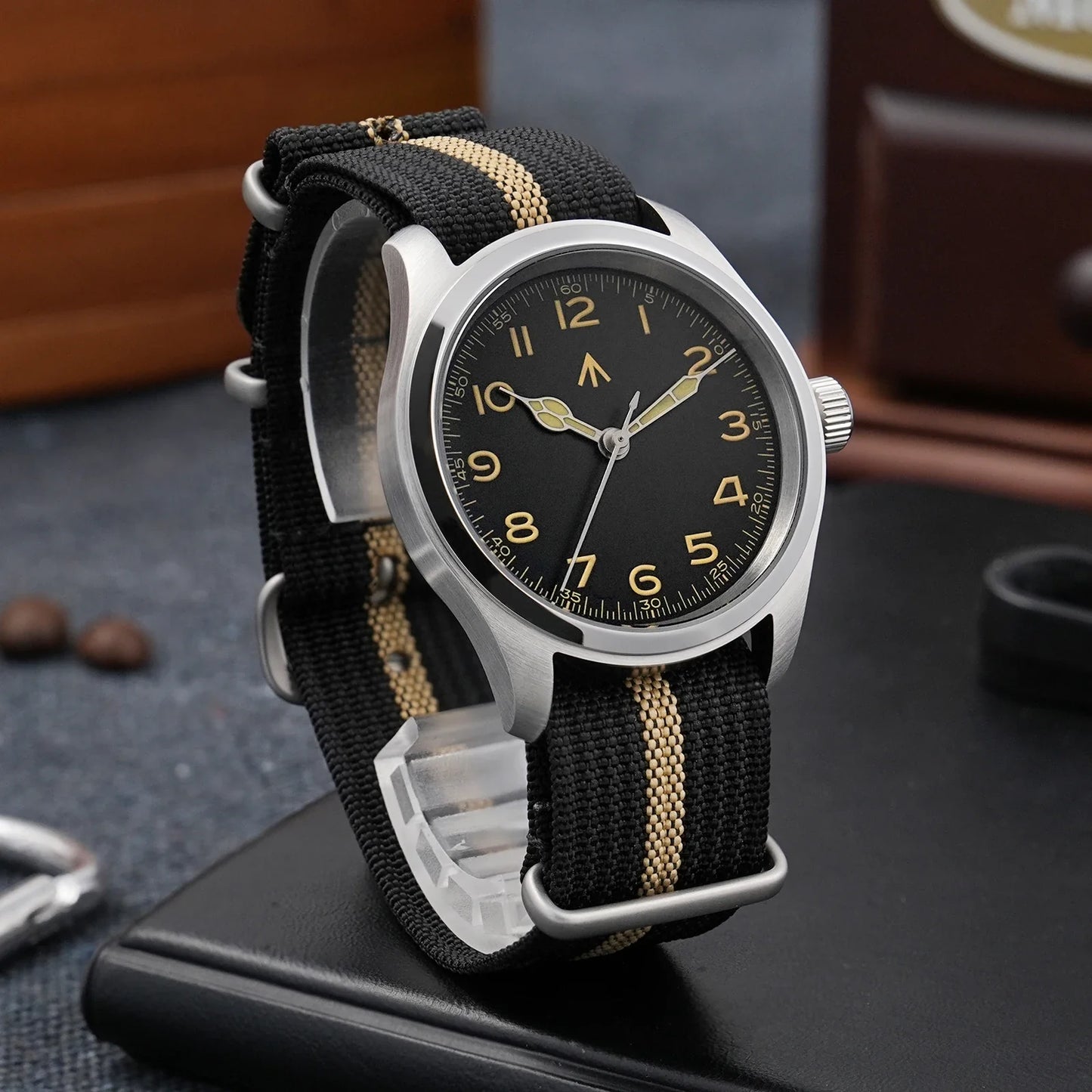 Militado ML08 Military Watch VH31 Quartz Movement Double Sapphire C3 BGW9 Luminous 10Bar Explorer