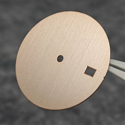 30.5mm Watch Dial DIY Vertical Texture Surface with Date Faces for PP Case Watch Accessories for NH35A / 4R35 Movement