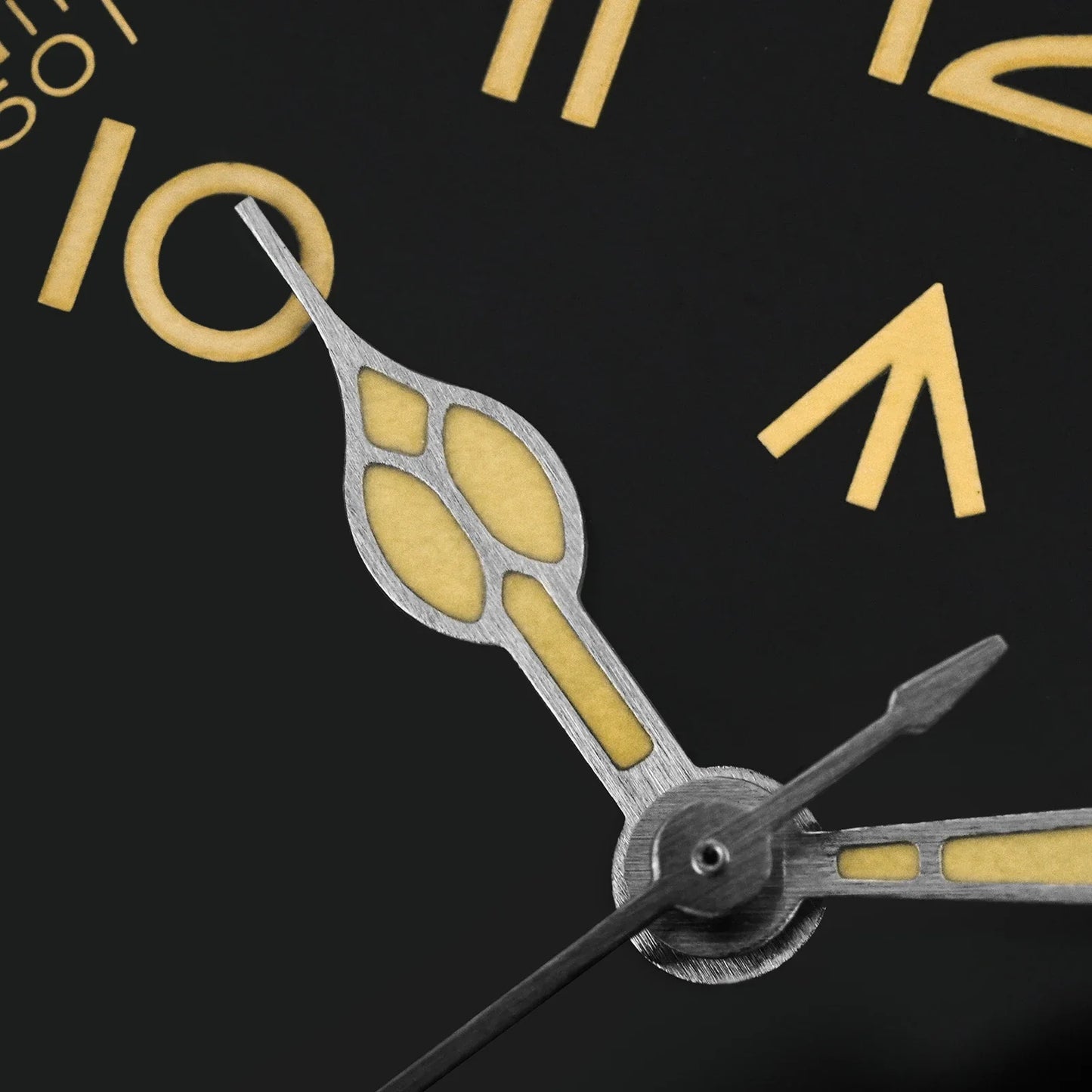 Militado ML08 Military Watch VH31 Quartz Movement Double Sapphire C3 BGW9 Luminous 10Bar Explorer