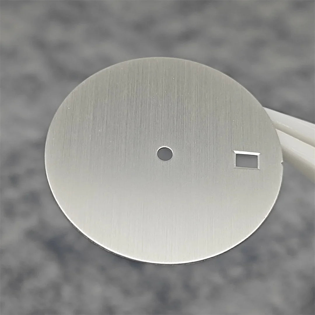 30.5mm Watch Dial DIY Vertical Texture Surface with Date Faces for PP Case Watch Accessories for NH35A / 4R35 Movement
