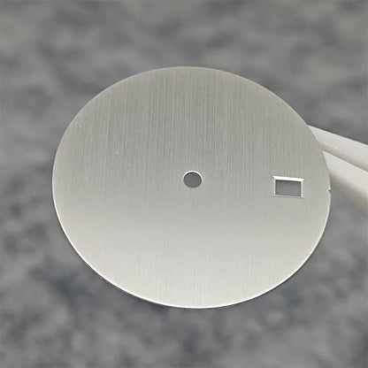 30.5mm Watch Dial DIY Vertical Texture Surface with Date Faces for PP Case Watch Accessories for NH35A / 4R35 Movement