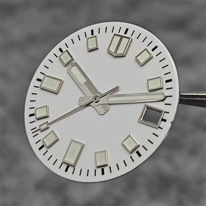 Modification 28.5mm Watch Dial Green Luminous Trend Watch Faces with Single Date Watch Accessory Suitable for NH35 Movement