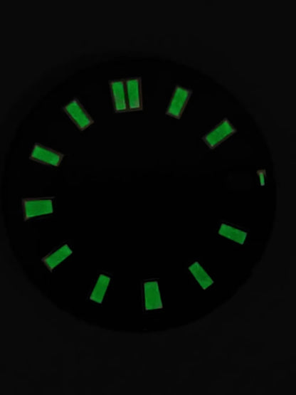 28.5mm Green Watch Dial  Sterile Surface Sun Pattern Watch Faces with Single Calendar Date Repair Accessories for NH35 Movement